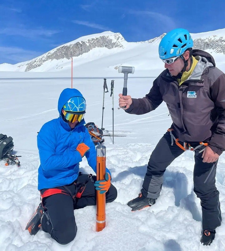 Ρεκόρ παγετώνων στις Άλπεις: 40 μέτρα φρέσκο ​​χιόνι, δεν έχει συμβεί εδώ και δεκαετίες